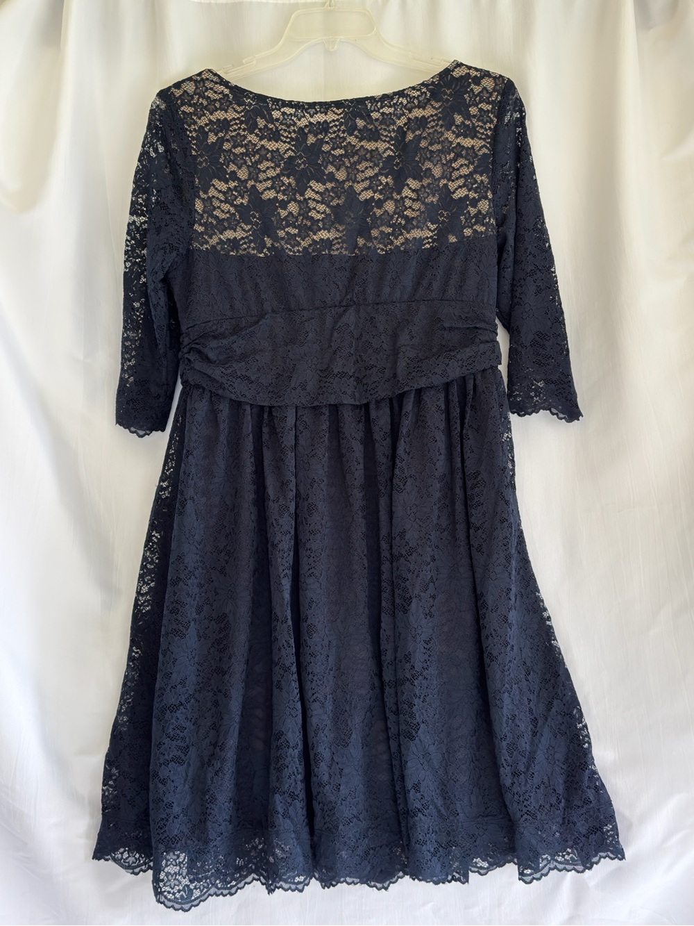 Kiyonna Luna Women’s Navy Lace A-Line Dress with Scalloped Hem 1X - Picture 2 of 5